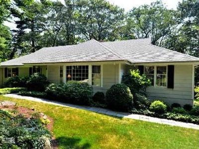 59 Sunswyck Rd, Darien, CT, 06820