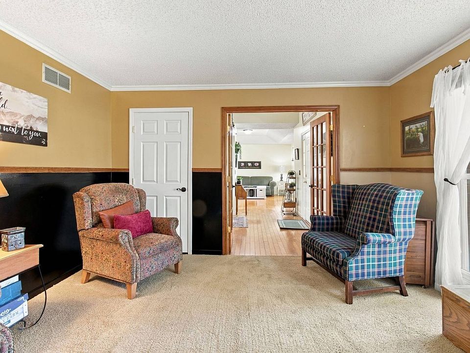 31st image of 5005 Dogwood Cir