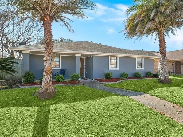 7030 Lake Barrington Dr, New Orleans, LA 70128
