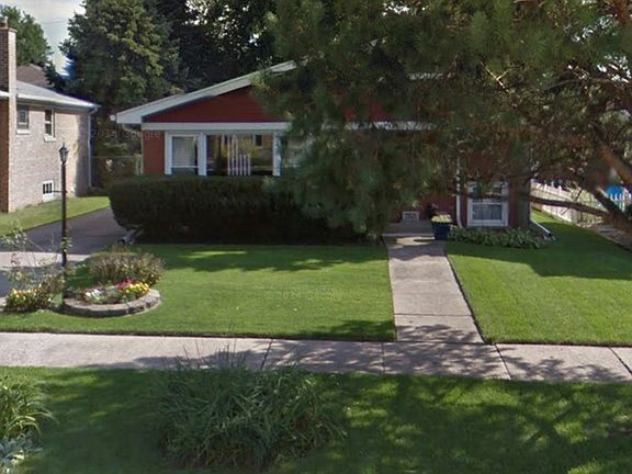 2nd image of 2925 W 99th Pl