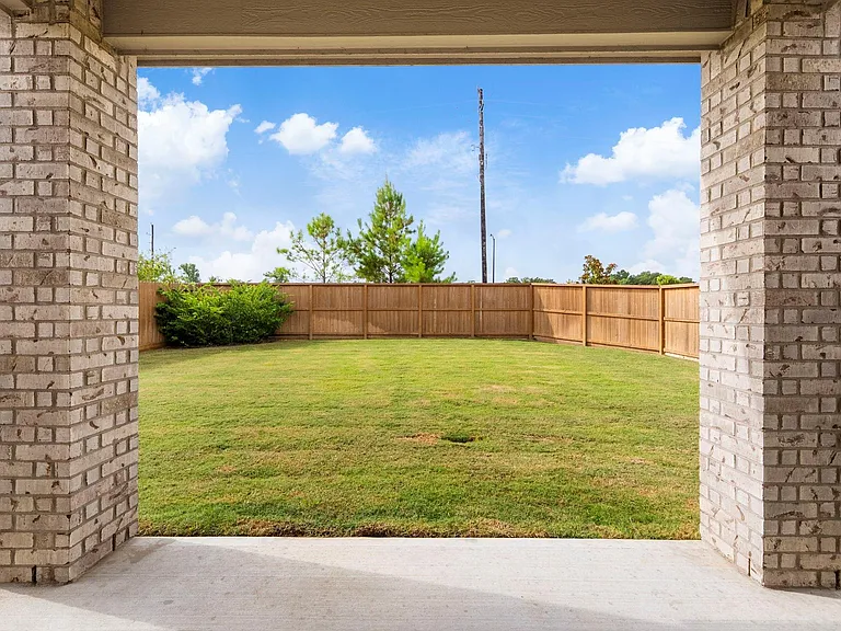 1210 Sugar Dr — Photo 30