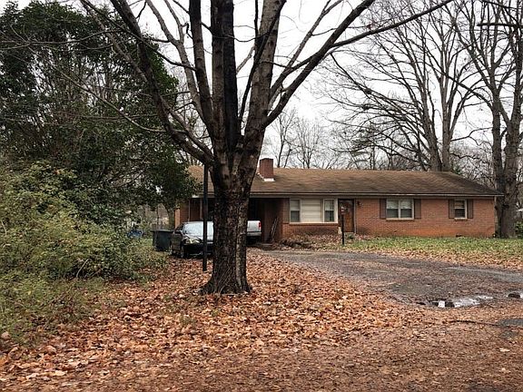 3rd image of 2309 Arney St