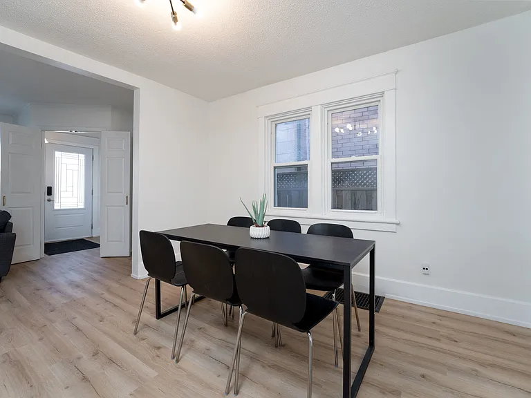 572 Chapel St #2A — Photo 9