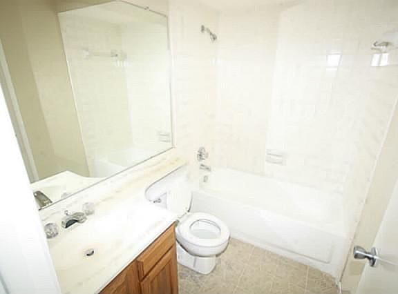 5th image of 311 Spanish Moss Dr