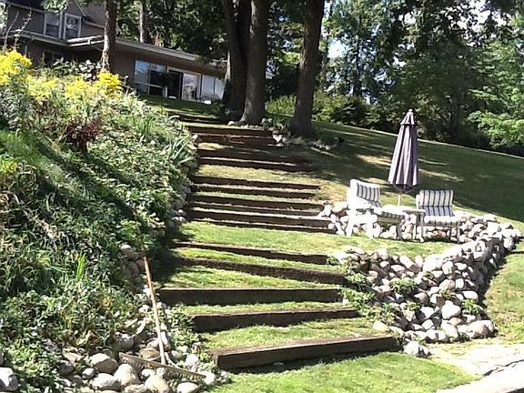 2nd image of 37 Sunnyside Dr