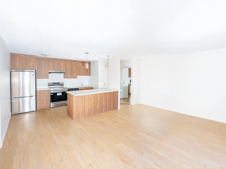 2719 17th Ave SW — Photo 17