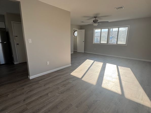 142 Grant Ave Floor 2