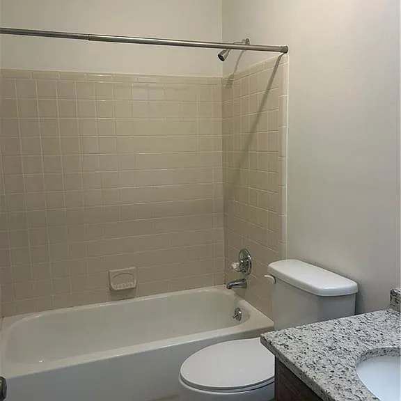 5053 Gardenia Cir — Photo 16
