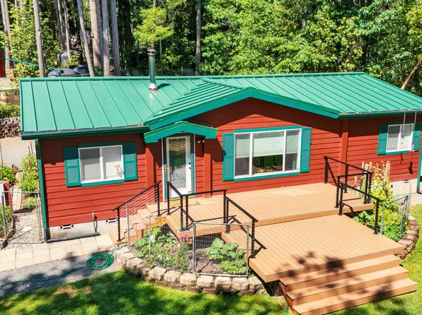 1470 Arrowhead Dr, O'Brien, OR 97534