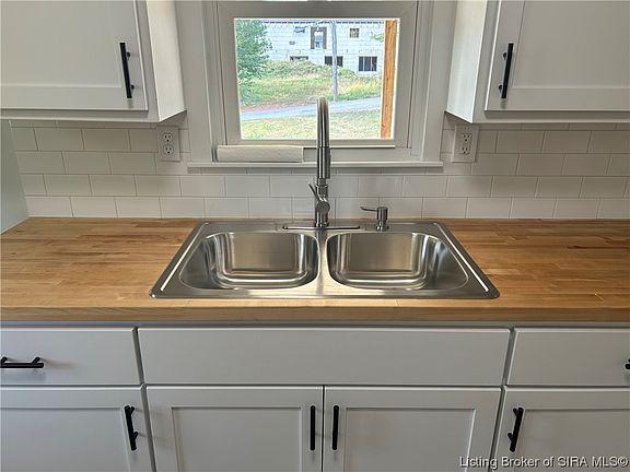 4th image of 503 N Hayes Avenue