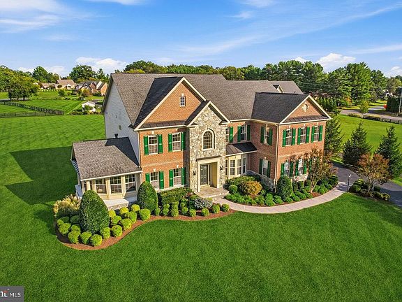 3rd image of 17348 Harmony Vista Dr