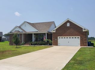 3025 Steele Rd, West Paducah, KY 42086