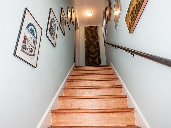 2nd image of 4009 1/2 La Salle Ave