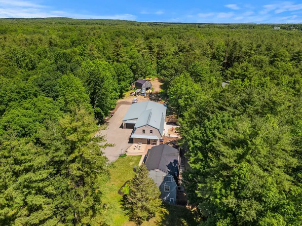 87 Lovering Road, North Hampton, NH 03862