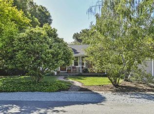 8 Lander Dr, Martinez, CA 94553