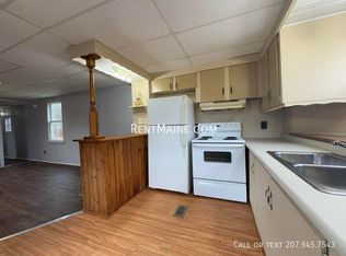 30 Park Dr, Canaan, ME 04924