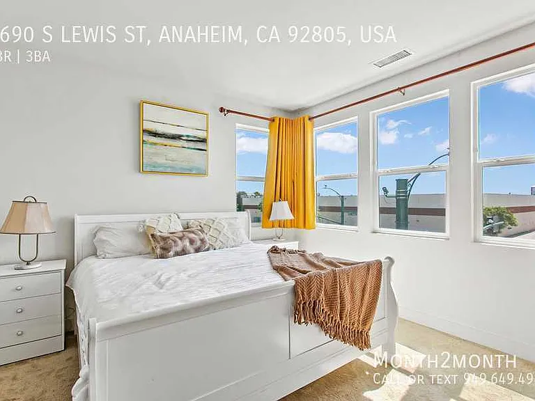 1690 S Lewis St #USA — Photo 15