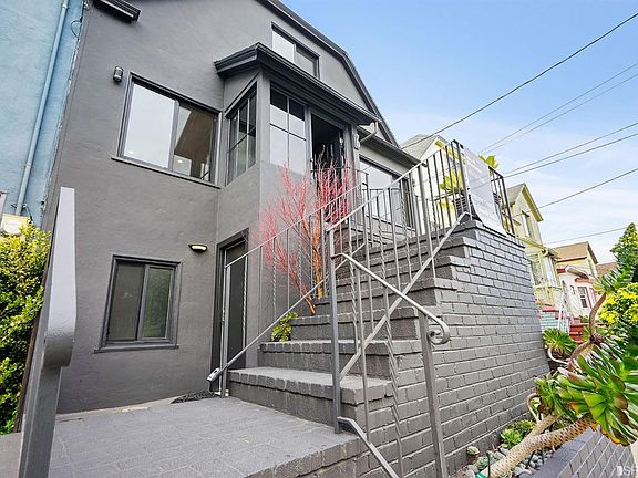 5th image of 70 Staples Ave