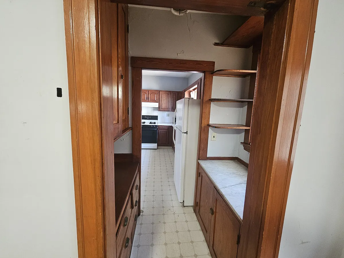 Building Photo - 15 Saint James Ave #1