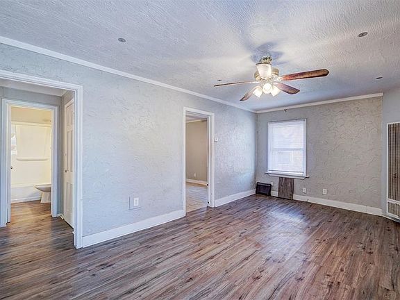 5th image of 506 E Curtis Dr