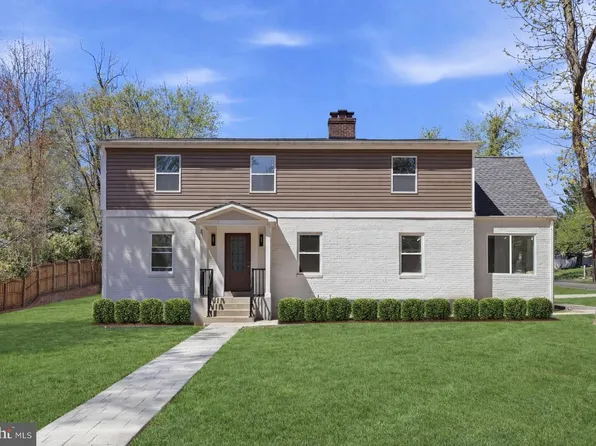 6420 Spring Ter, Falls Church, VA 22042