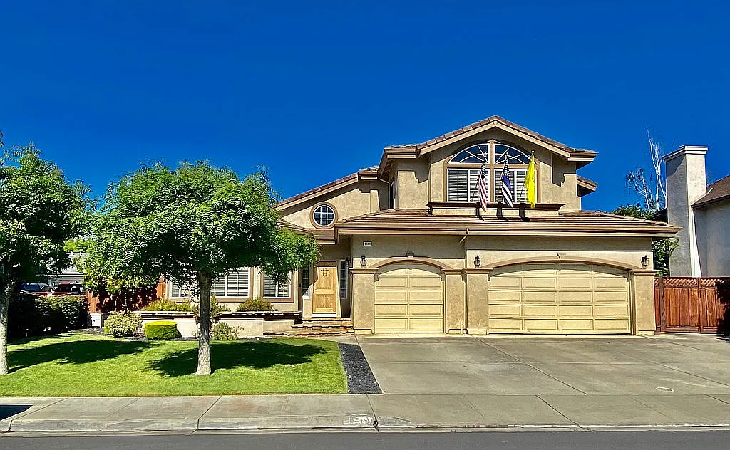 1141 Riesling Cir photo 1