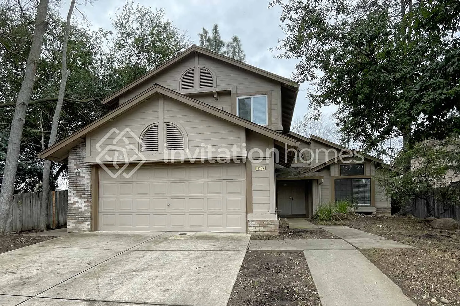 8186 Devon Park Ct Sacramento, CA 95828 — Photo 1