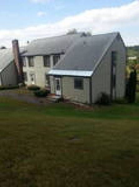 1st image of 144 Canterbury Ln