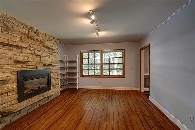 6317 Masthead Dr — Photo 14
