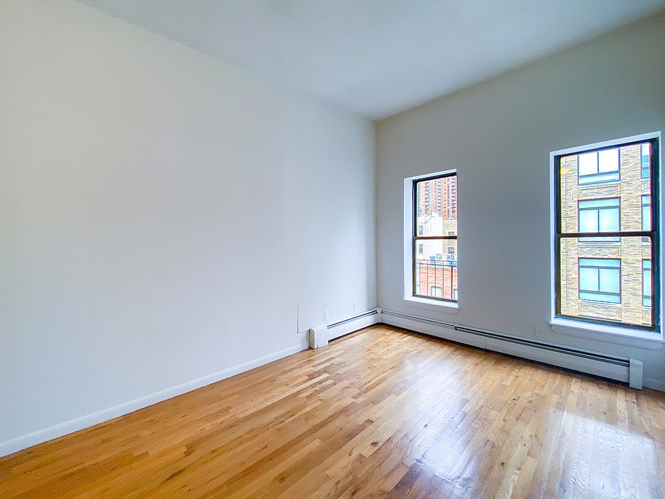 1st image of 435 W 45th St APT 4C