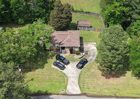 5th image of 2611 Georgia Ln