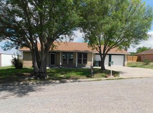 208 Meandering Way, Del Rio, TX 78840
