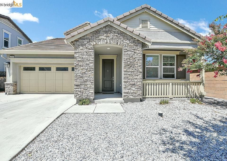 1st image of 2710 Claudia Ln