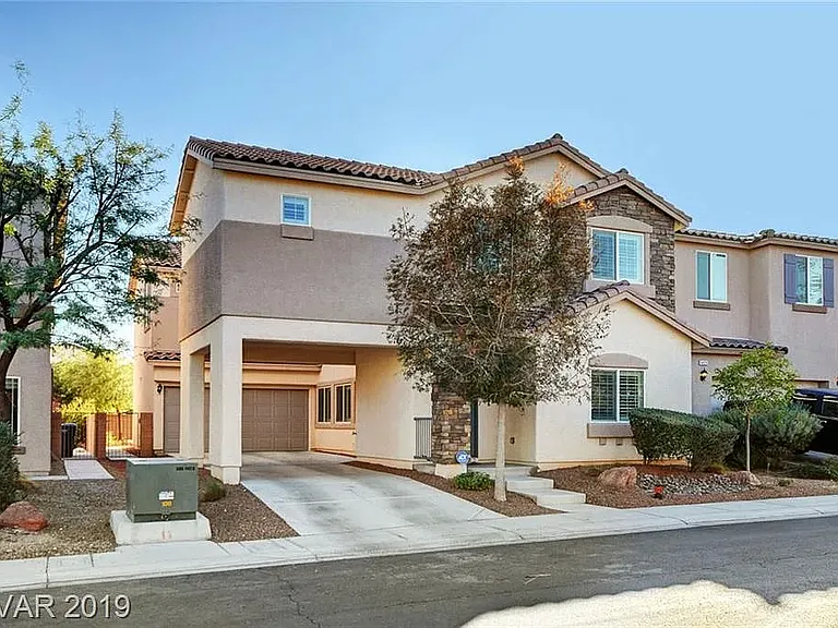 4425 French Landing Rd — Photo 2