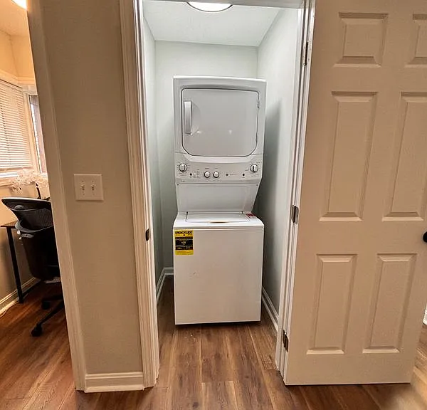 1739 Carter Cir — Photo 13