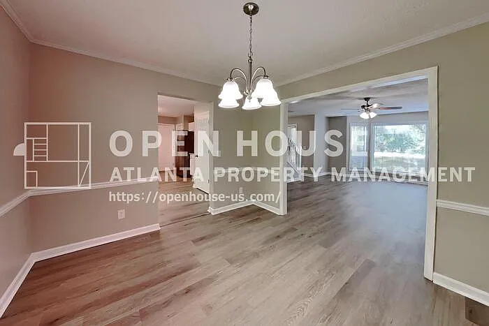 3468 Erin Gln NW — Photo 9