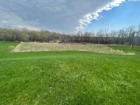 W195N17352 ENGLISH OAKS DRIVE, Jackson, WI 53037