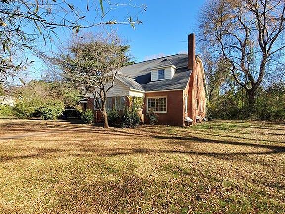 3rd image of 1520 Avondale Dr