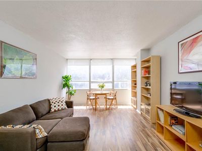 1800 Lavaca St #A-215, Austin, TX, 78701