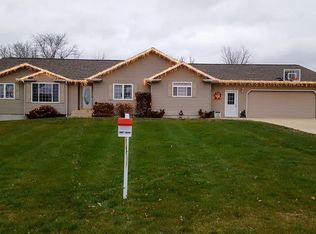 111 Piatt St, Clarence, IA 52216