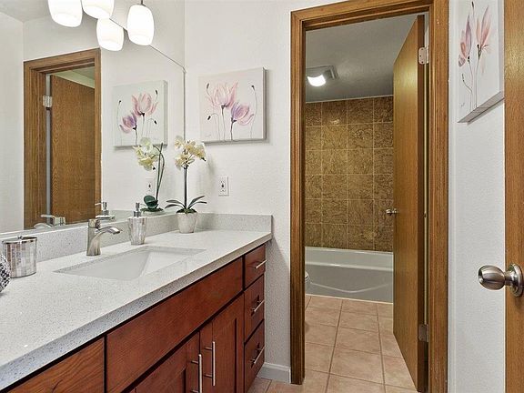 3rd image of 1017 San Gabriel Cir Unit 431