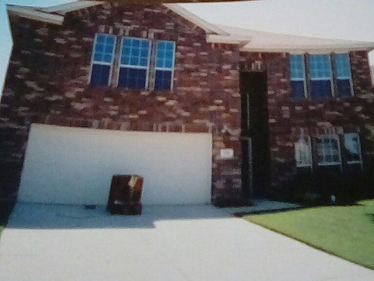 1st image of 1112 Firewheel Pl