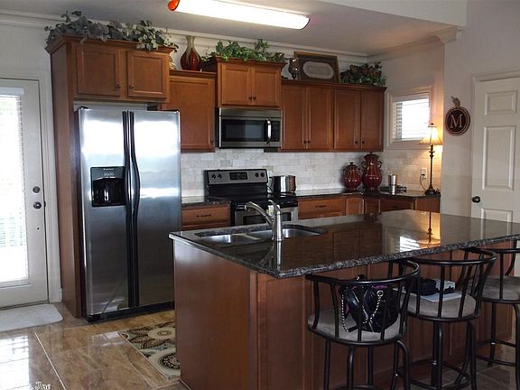2nd image of 1459 Lodge Mountain Dr