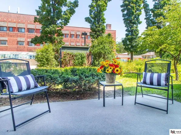 1540 N Cotner Blvd #B114, Lincoln, NE 68505