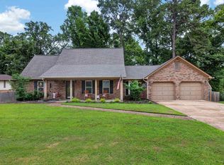 2504 N Ridge Dr, Arkadelphia, AR 71923