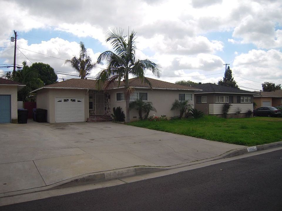 1st image of 14902 Dunton Dr
