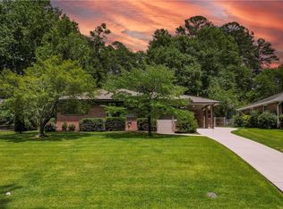 1355 Amanda Cir, Decatur, GA 30033