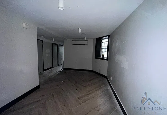 2 bed, 900 sqft, $2,650 — Photo 1