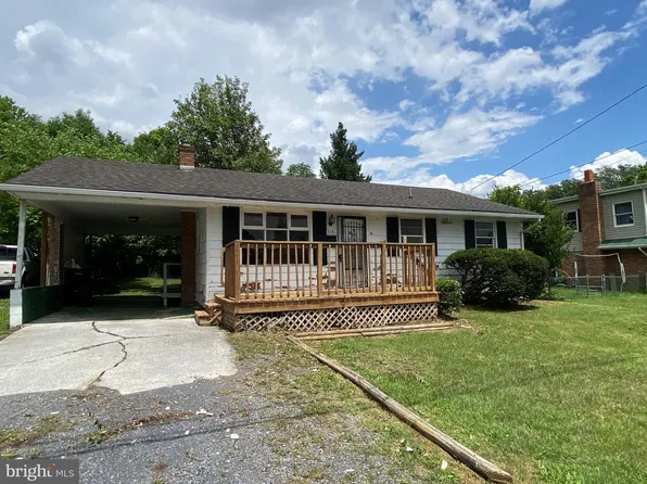 518 Ash St, Strasburg, VA 22657
