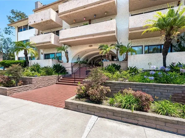 12300 Montecito Rd APT 1, Seal Beach, CA 90740